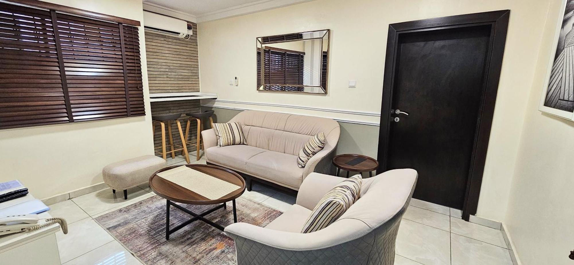Apartmán The Leneade Abuja Exteriér fotografie